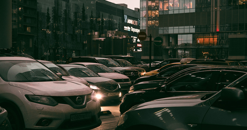 Uusien autojen kauppa notkahti Venäjällä 9,1 prosenttia vuonna 2020