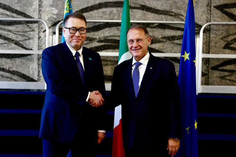Kazakstan etsii Italiasta teollisia kumppaneita ja vientimarkkinoita maataloustuotteille