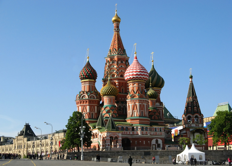 Moskovan valot vetävät puoleensa - turistivirrat kasvaneet 65 % vuodesta 2010